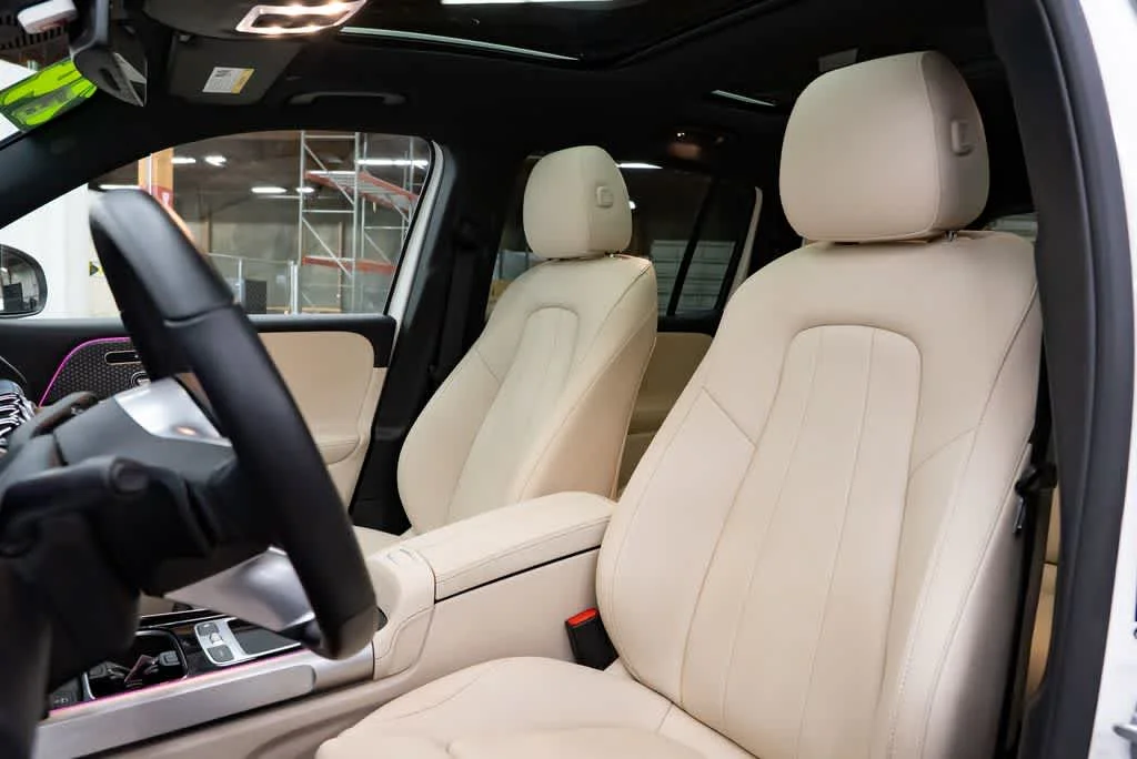 Used 2024 Polar White Mercedes-Benz EQB 300 image 22