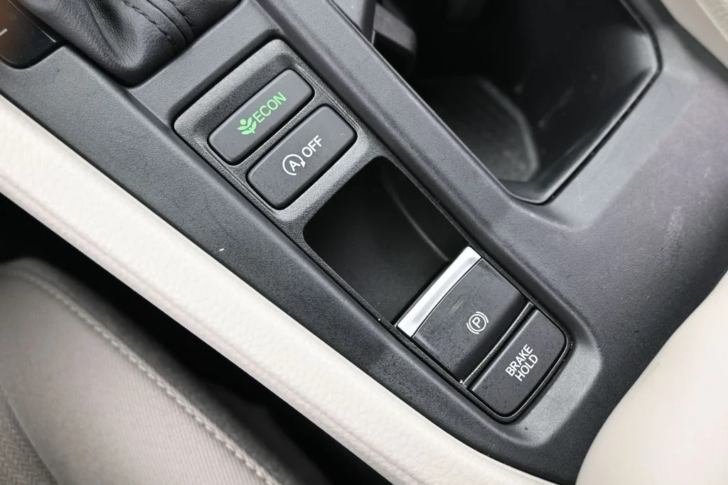 Used 2025 Gray Honda SE image 21