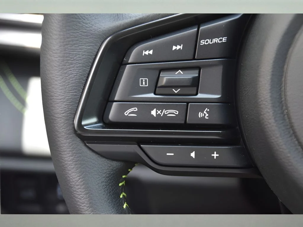 Used 2025 Autumn Green Metallic Subaru Onyx Edition image 34
