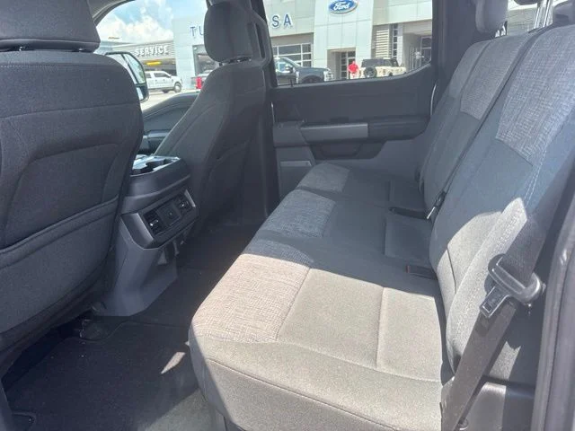Used 2023 Silver Ford XLT image 15