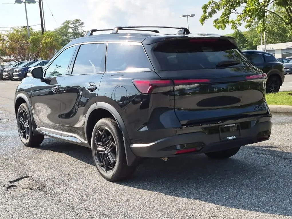New 2027 MINERAL BLACK INFINITI Sport AWD image 4