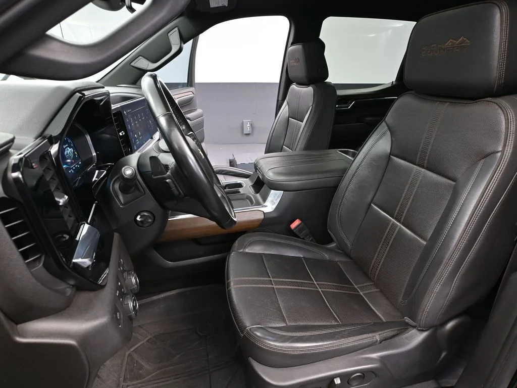 Used 2023 Black Chevrolet High Country image 20