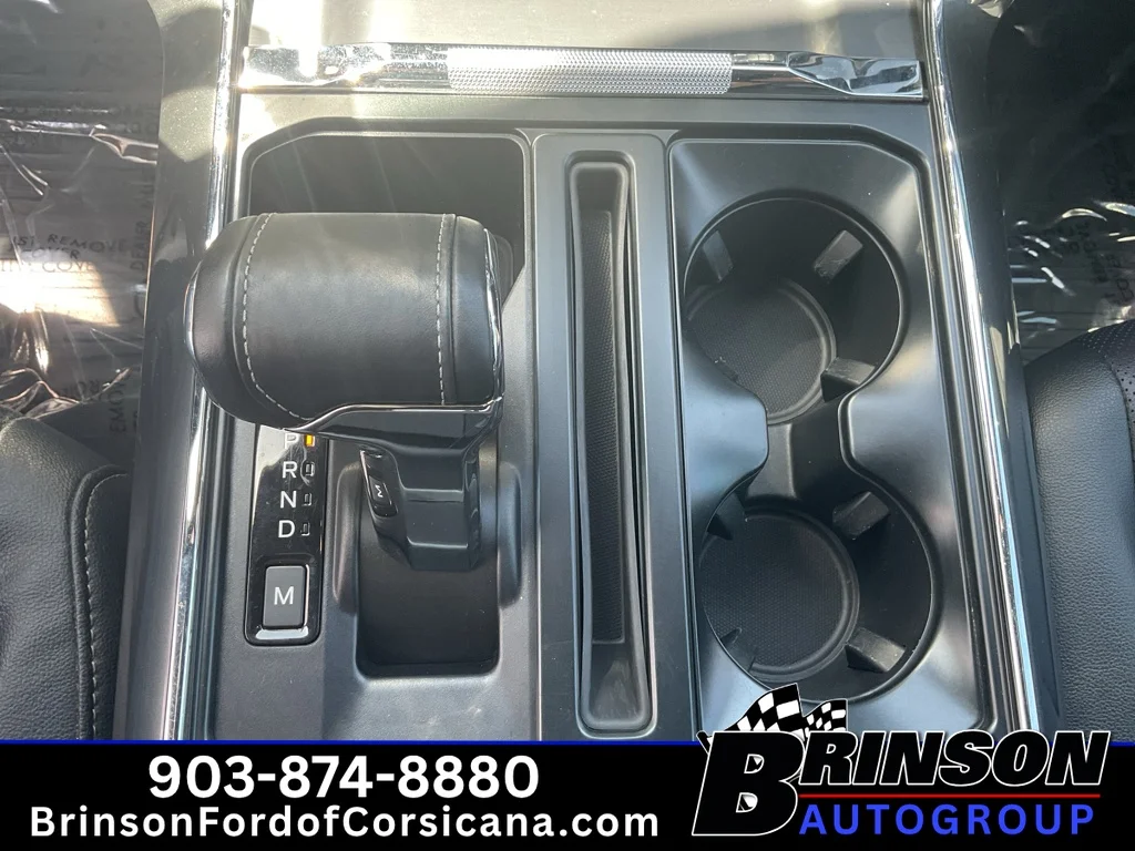 Used 2023 Avalanche Ford LARIAT image 27