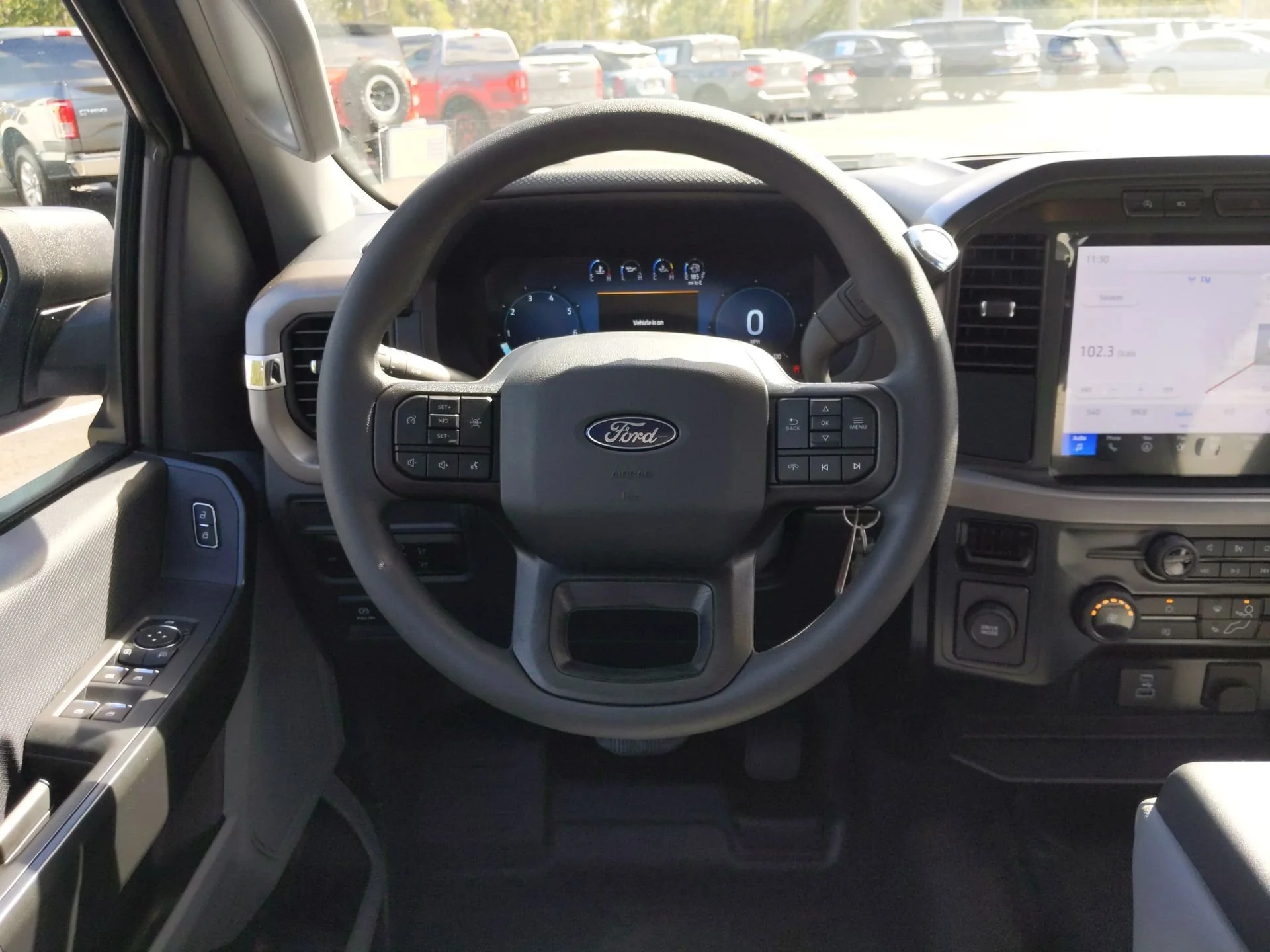 Used 2024 Oxford White Ford XL image 13