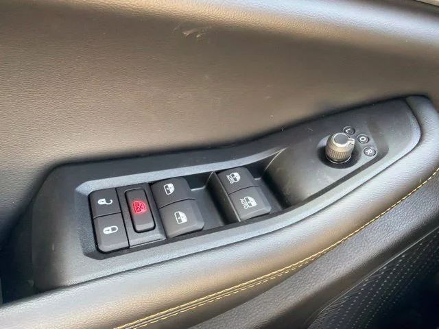 New 2026 Silver Jeep  image 25