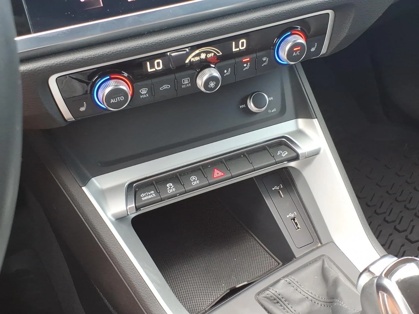Used 2020 Mythos Black Metallic AUDI  image 21