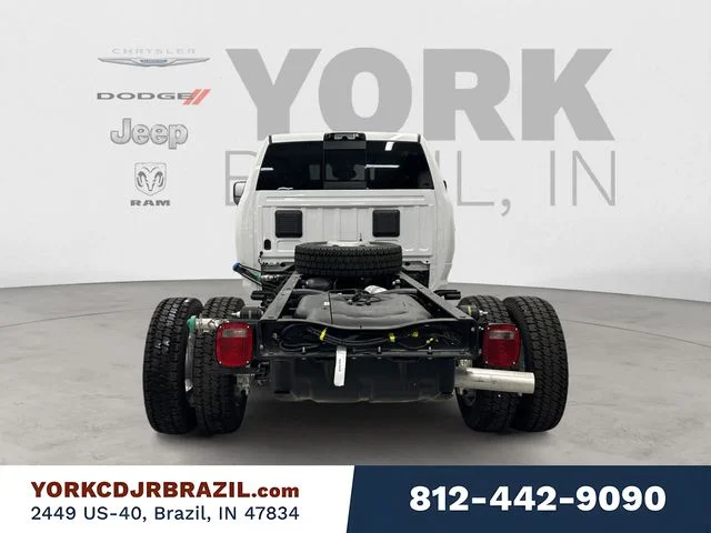 New 2026 Bright White Clearcoat RAM Tradesman image 4