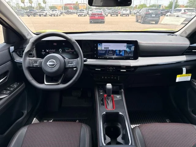 New 2026 Yuzu Yellow Metallic / Super Black Two-tone Nissan SR image 12