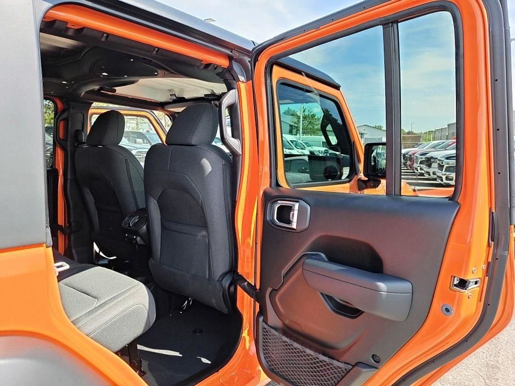 New 2026 Joose Jeep Sport S image 33