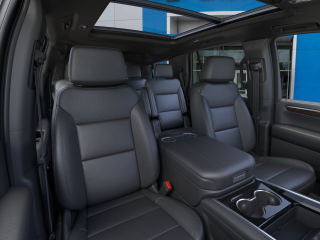 2027 Chevrolet Tahoe Z71 - Photo 17