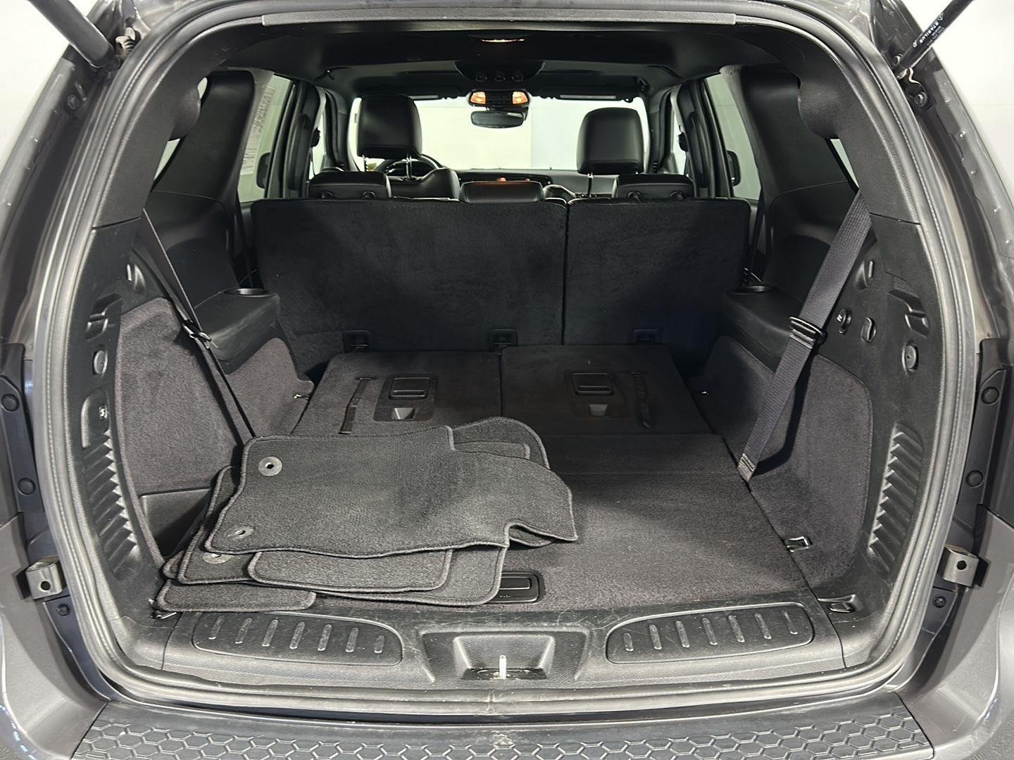Used 2025 Vapour Grey Dodge R/T image 29