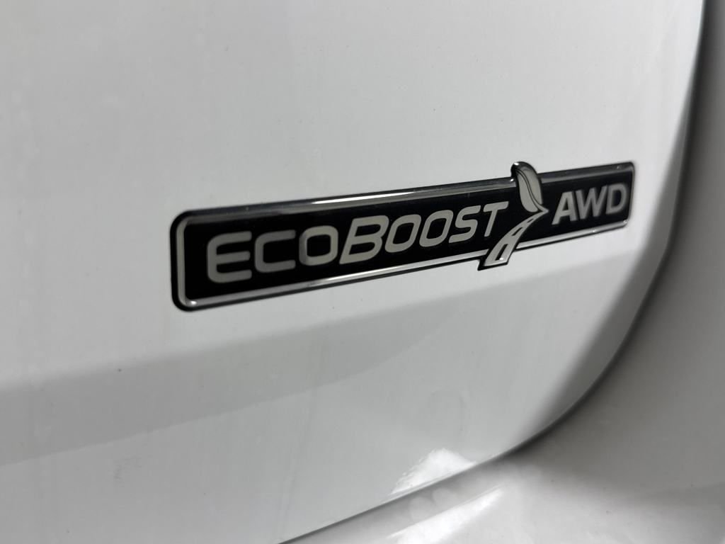 New 2025 White Ford Base image 23