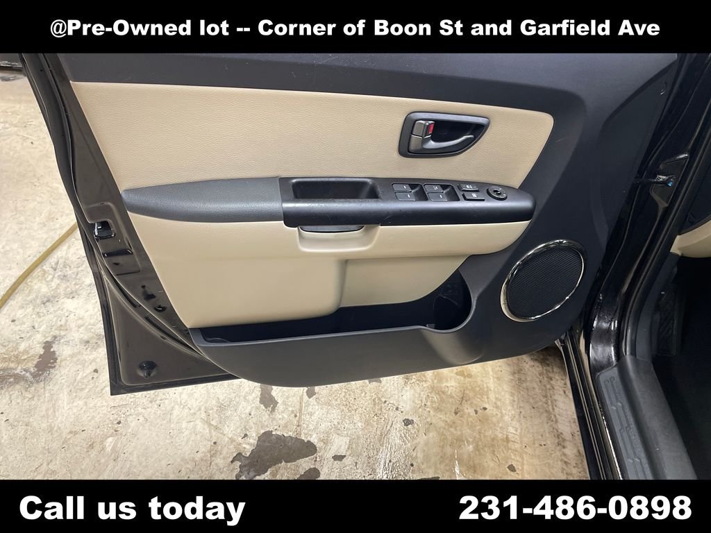Used 2011 Gray Kia Exclaim image 15