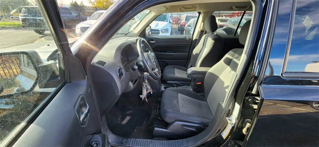 2017 Jeep Patriot Latitude photo 3