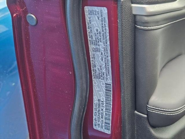 New 2026 Velvet Red Pearl-Coat Exterior Paint Jeep Limited image 31