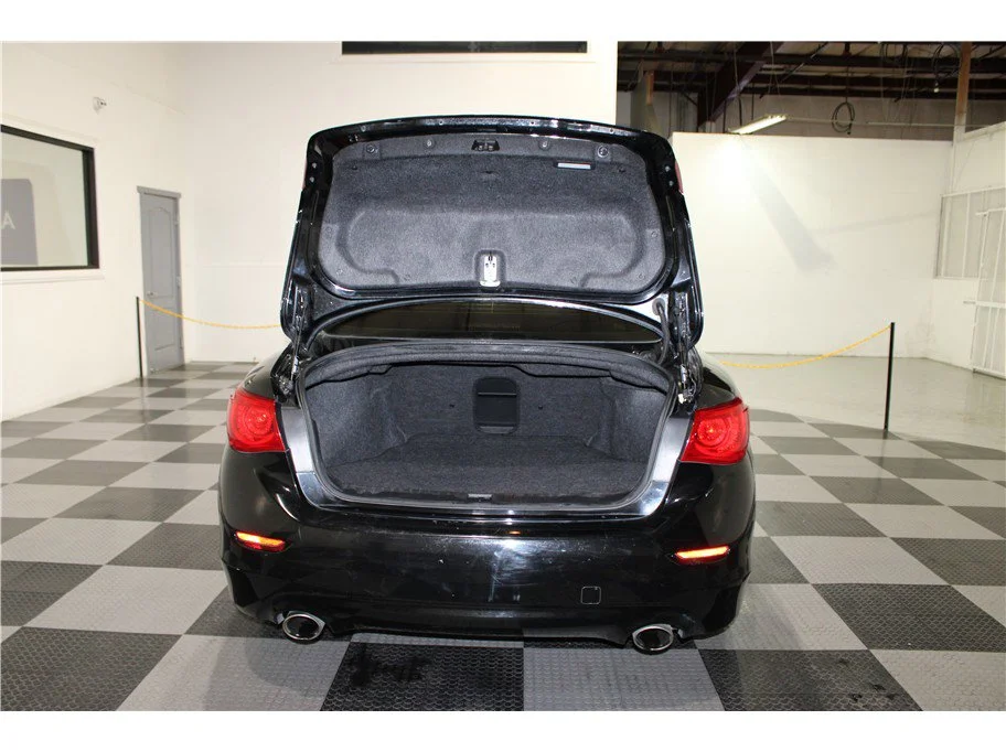 Used 2014 Black Obsidian INFINITI Premium image 19