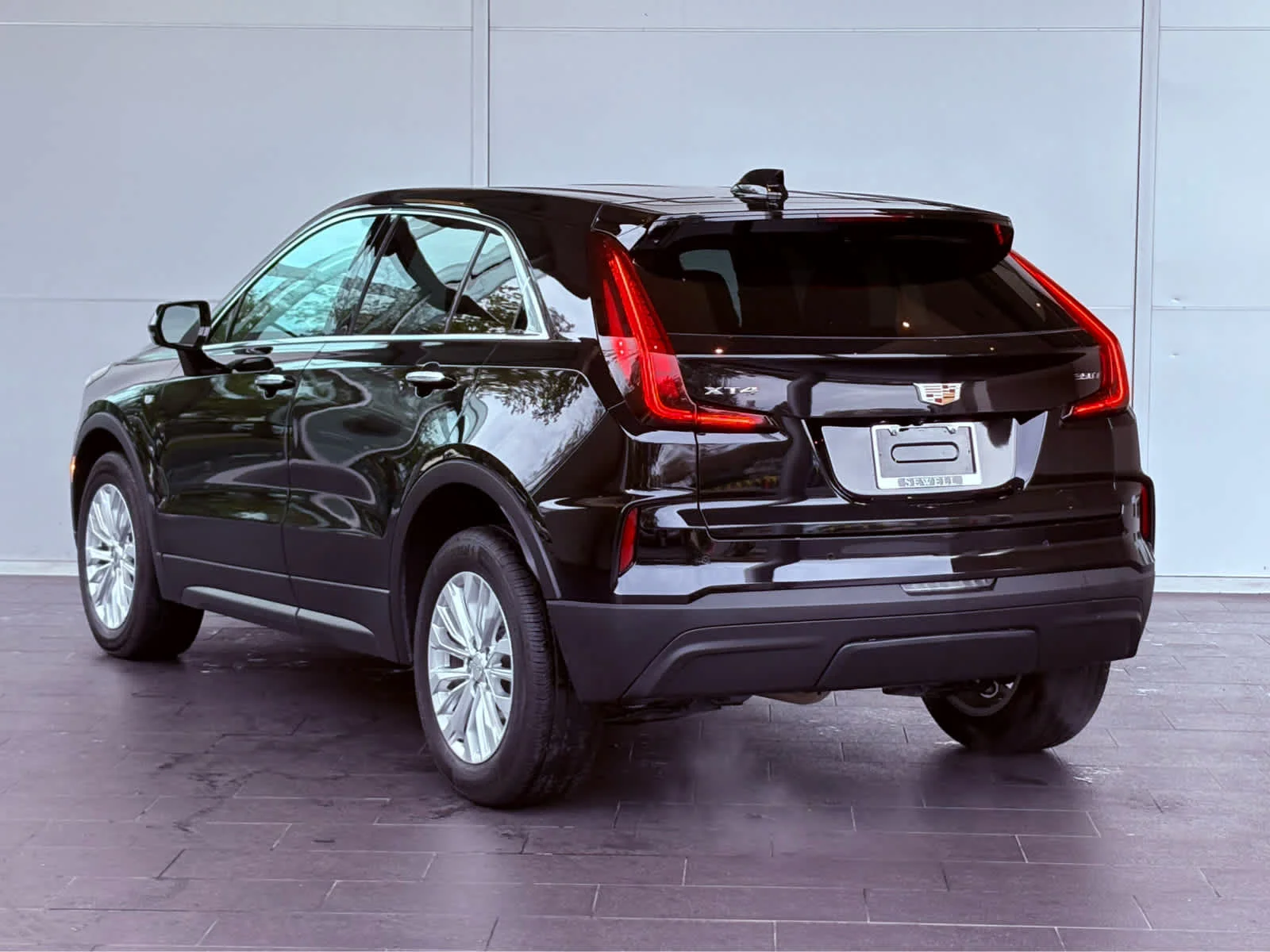 2024 Cadillac XT4 Luxury - Photo 6