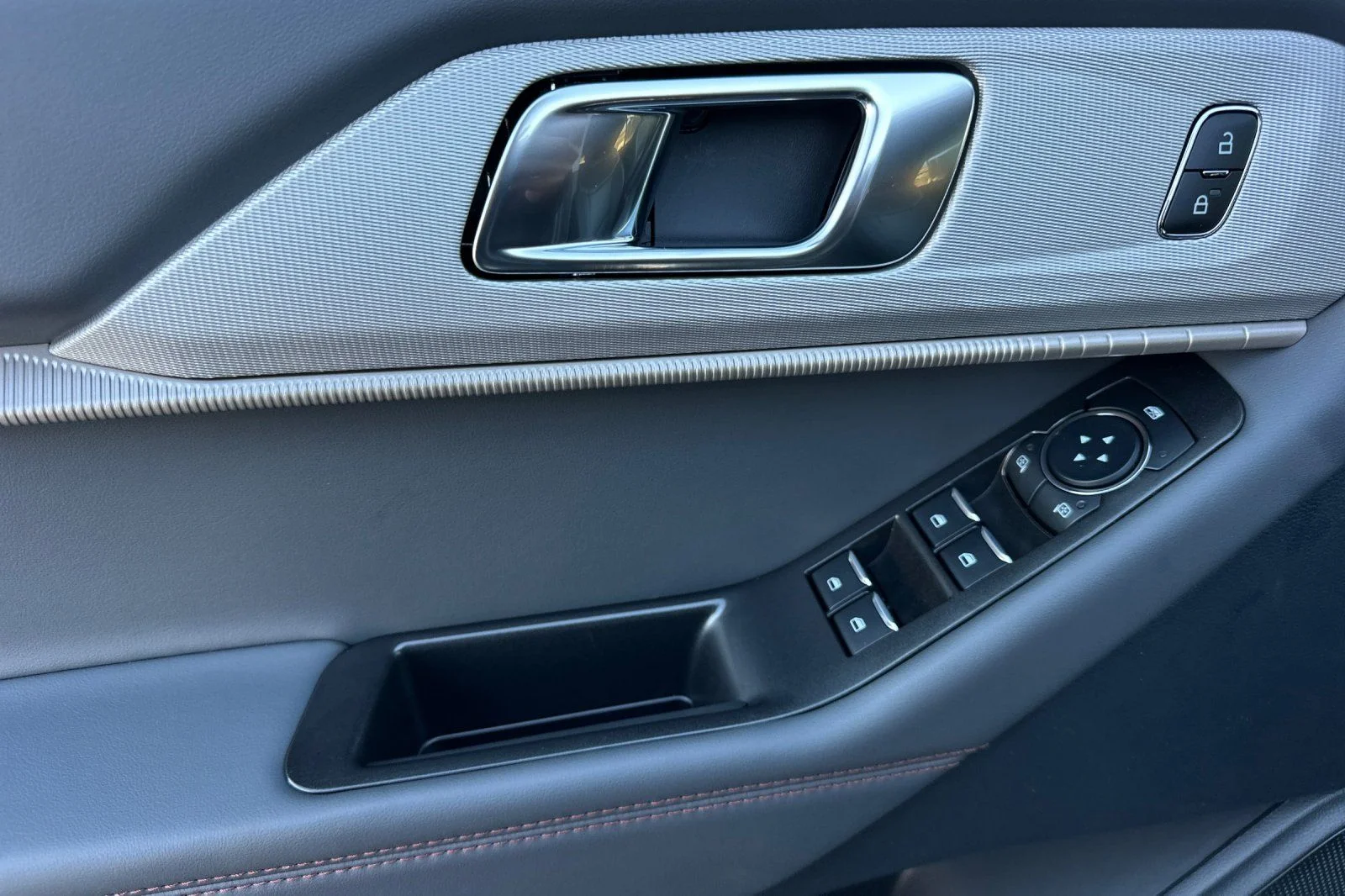 New 2026 Carbonized Gray Metallic Ford Active image 10