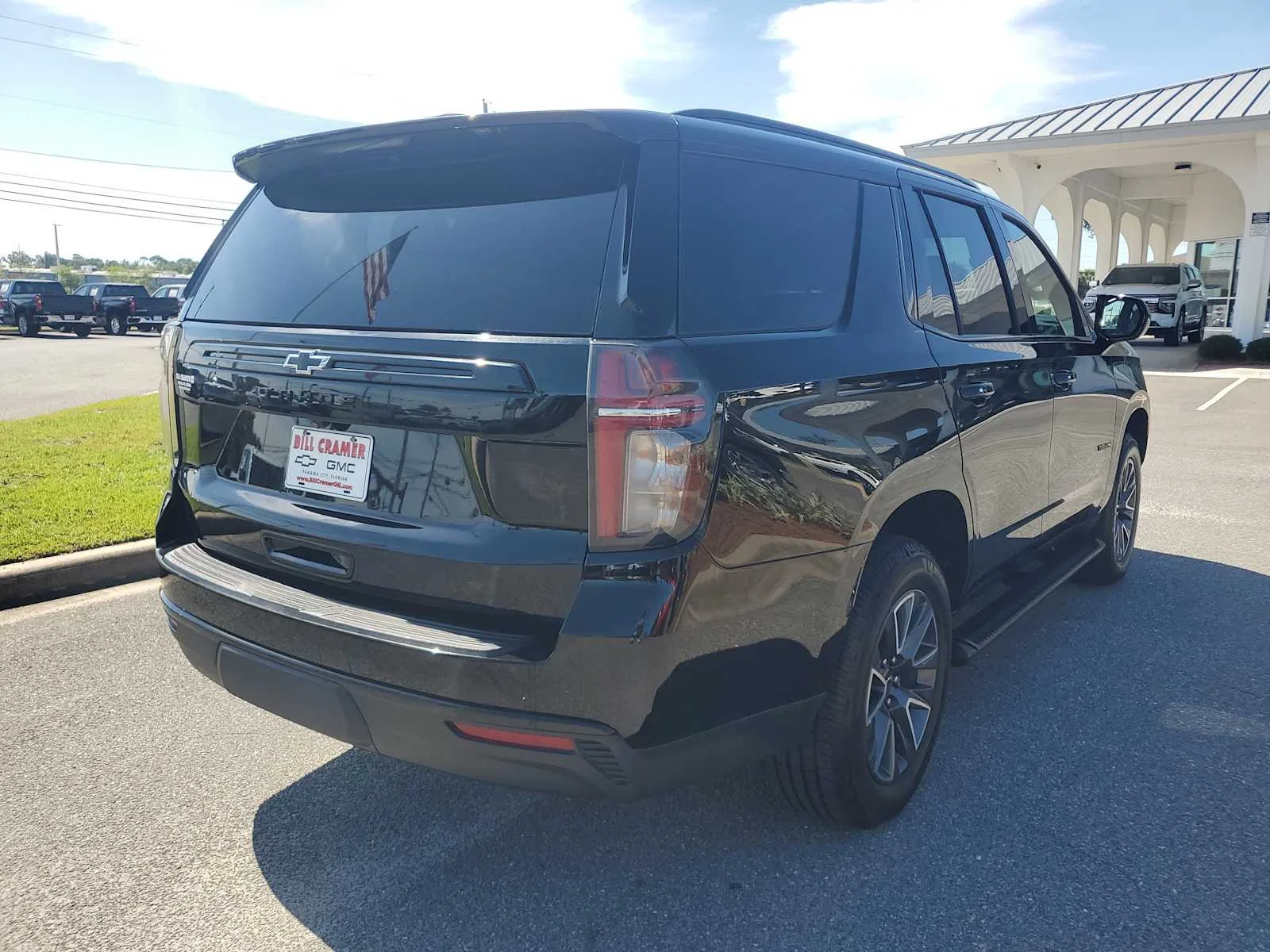 Used 2023 Black Chevrolet Z71 image 6