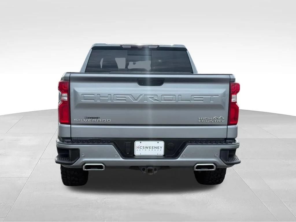 Used 2023 Gray Chevrolet High Country image 27