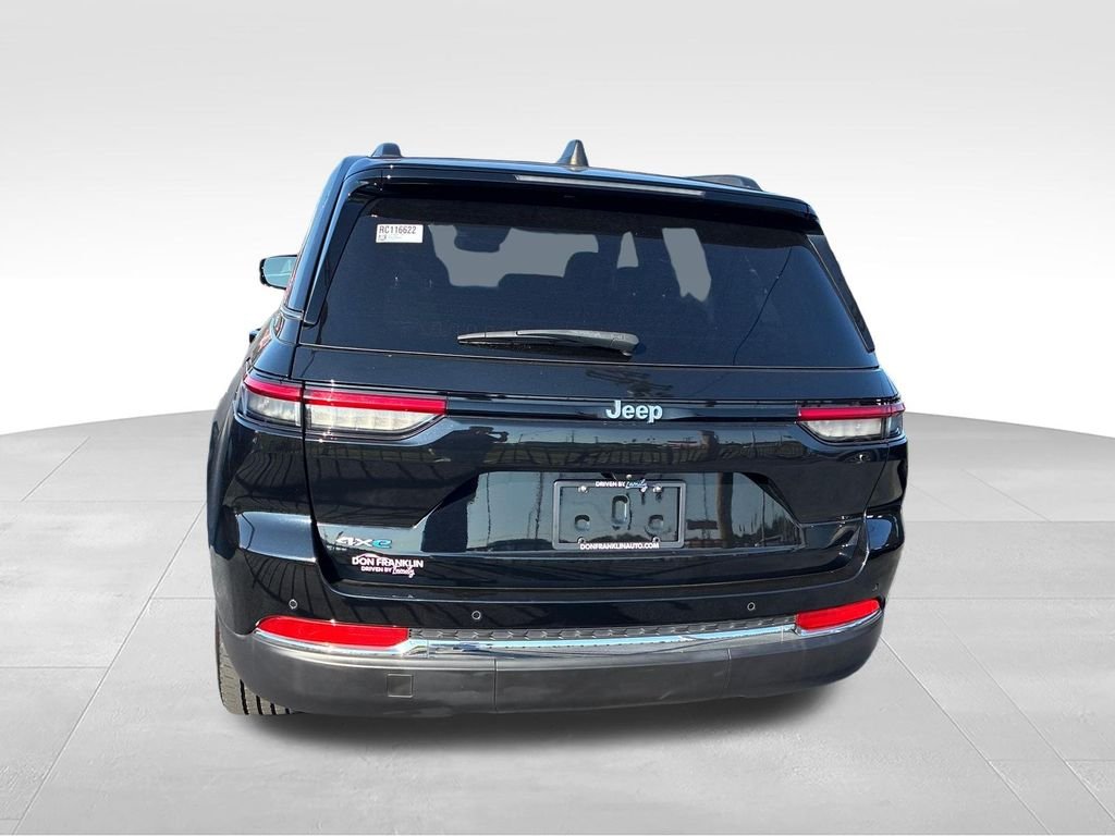 Used 2024 Black Jeep 4xe image 4