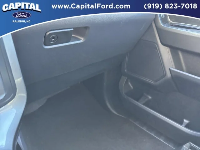 Used 2022 Silver Ford XLT image 26