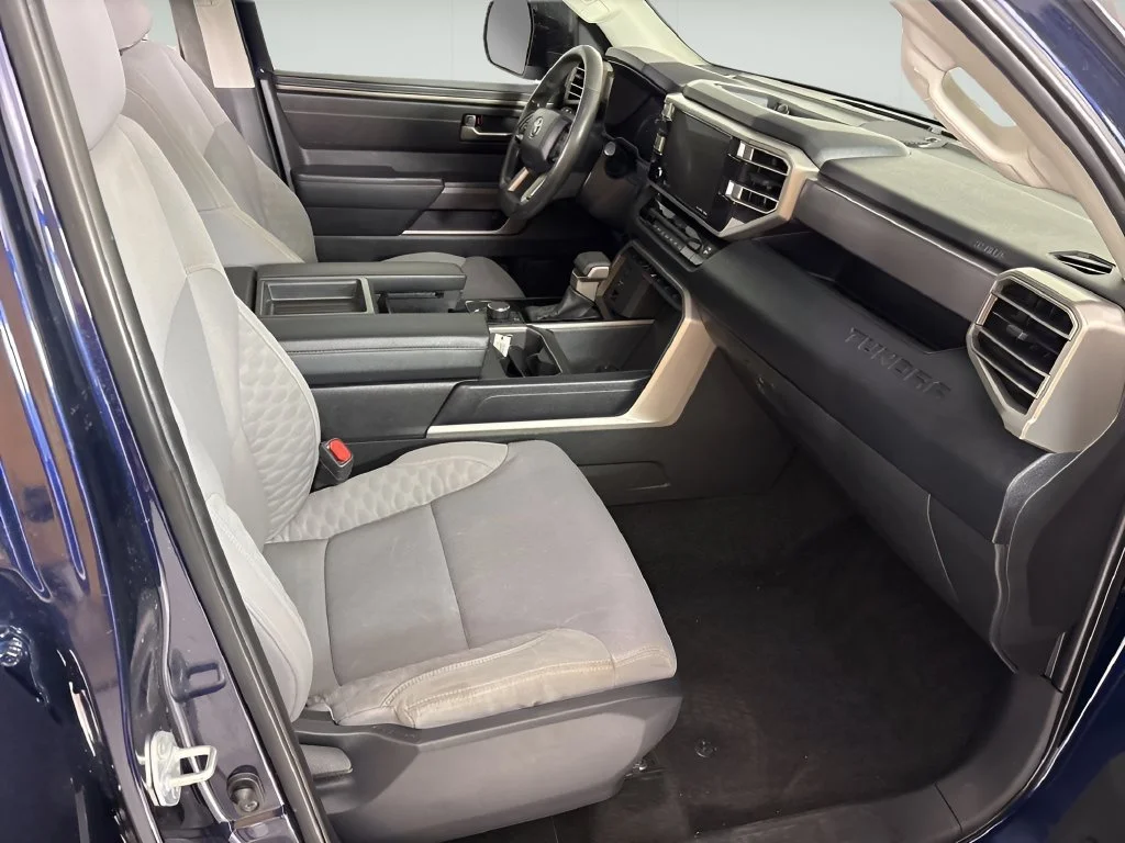 Used 2022 Blue Toyota SR5 image 14