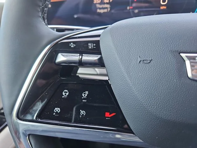 2026 Cadillac VISTIQ Sport - Photo 16