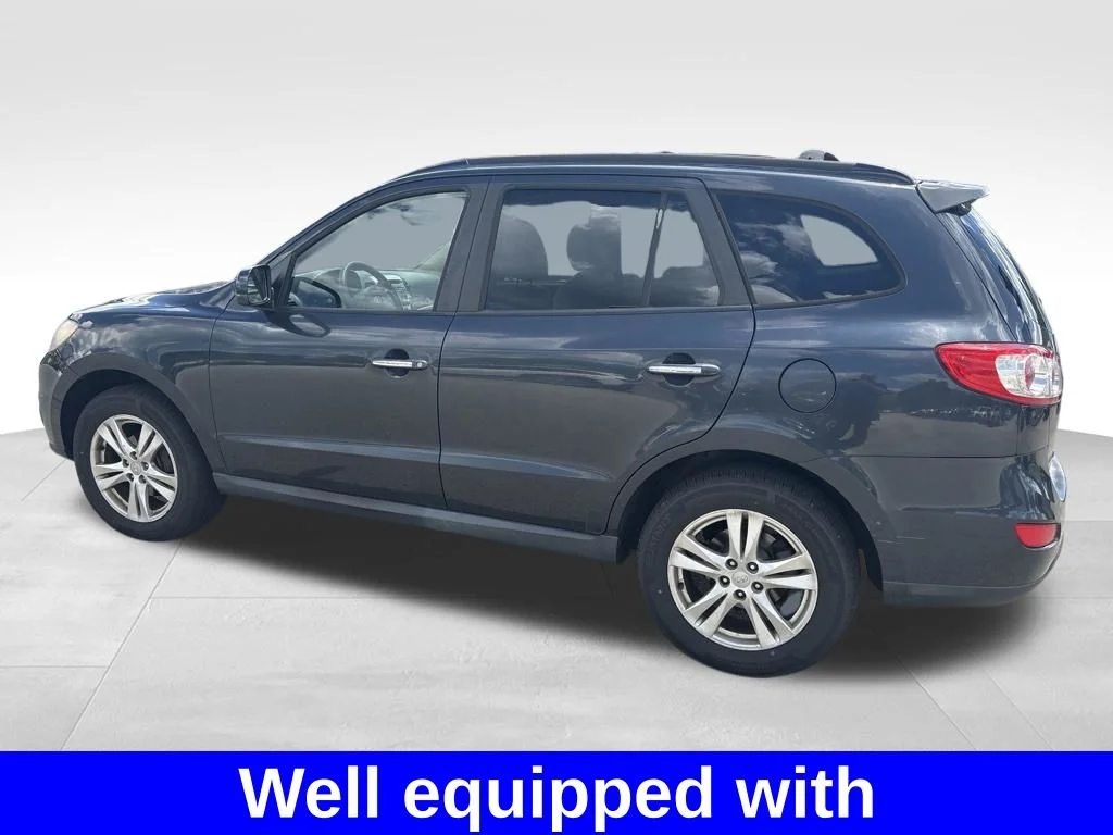 Used 2011 Blue Hyundai Limited image 3