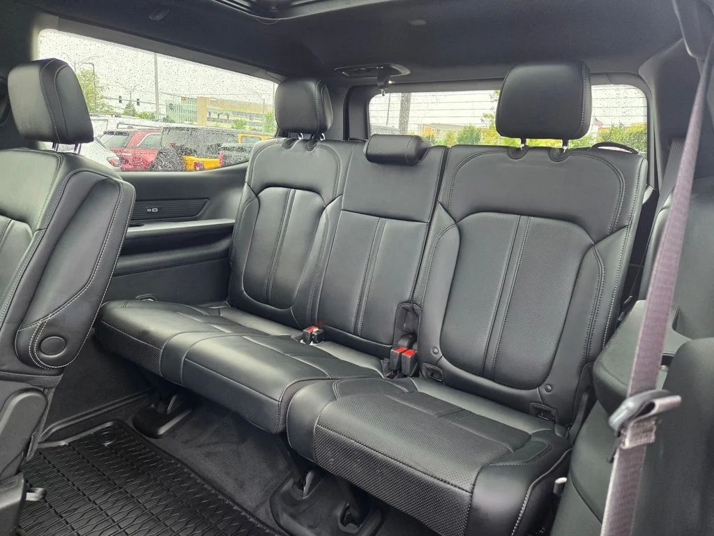 Used 2024 Black Jeep Series II image 34