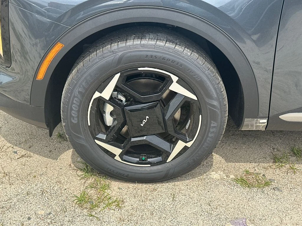 New 2026 Gray Kia EX image 11