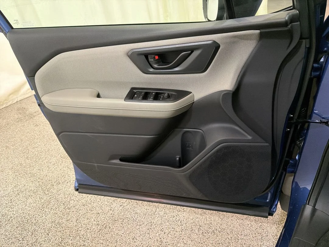 New 2026 Daybreak Blue Pearl Subaru BASE image 17