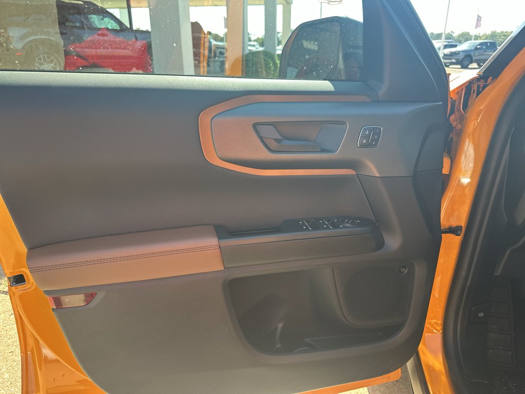 New 2026 Orange Fury Metallic Tri-Coat Ford Outer Banks® image 15