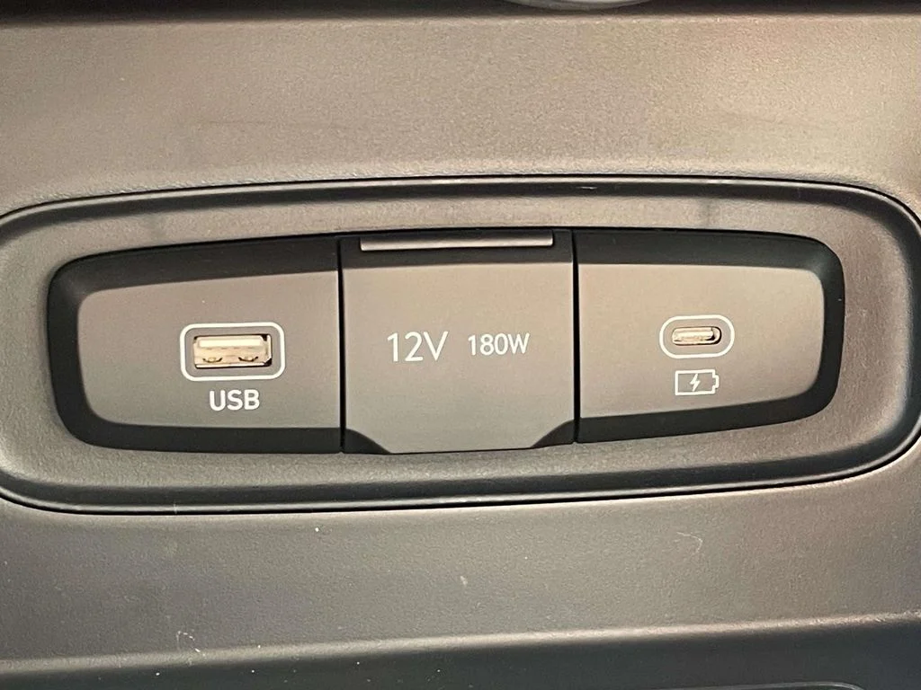 New 2026 Silver Hyundai SE image 27