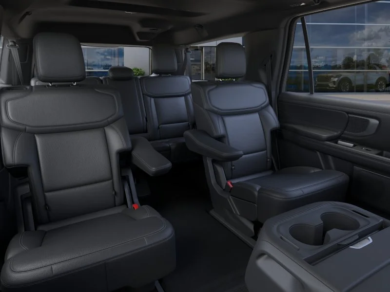 New 2026 Space Silver Metallic Ford Platinum MAX image 36
