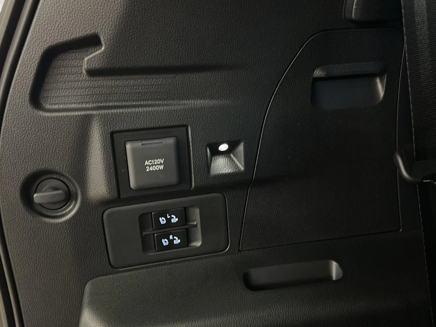 New 2026 Nori Green Pearl Lexus LX 700h F SPORT Handling image 10