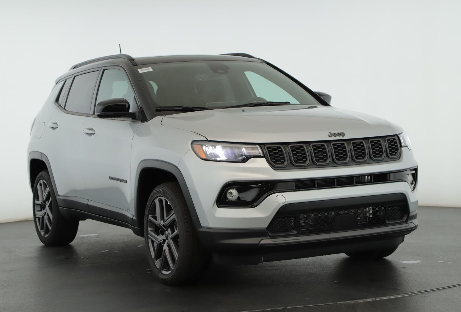 New 2026 Silver Zynith Metallic Clearcoat Jeep Limited image 1