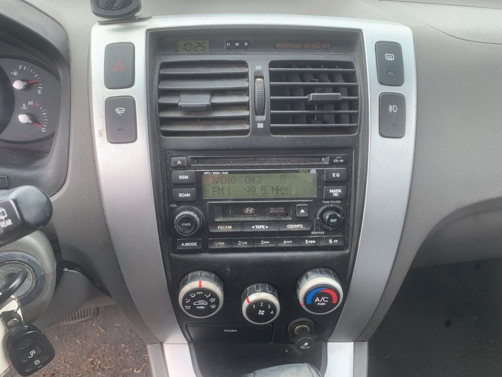 Used 2006 Nautical Blue/Cool Gray Cladding Hyundai GLS image 15