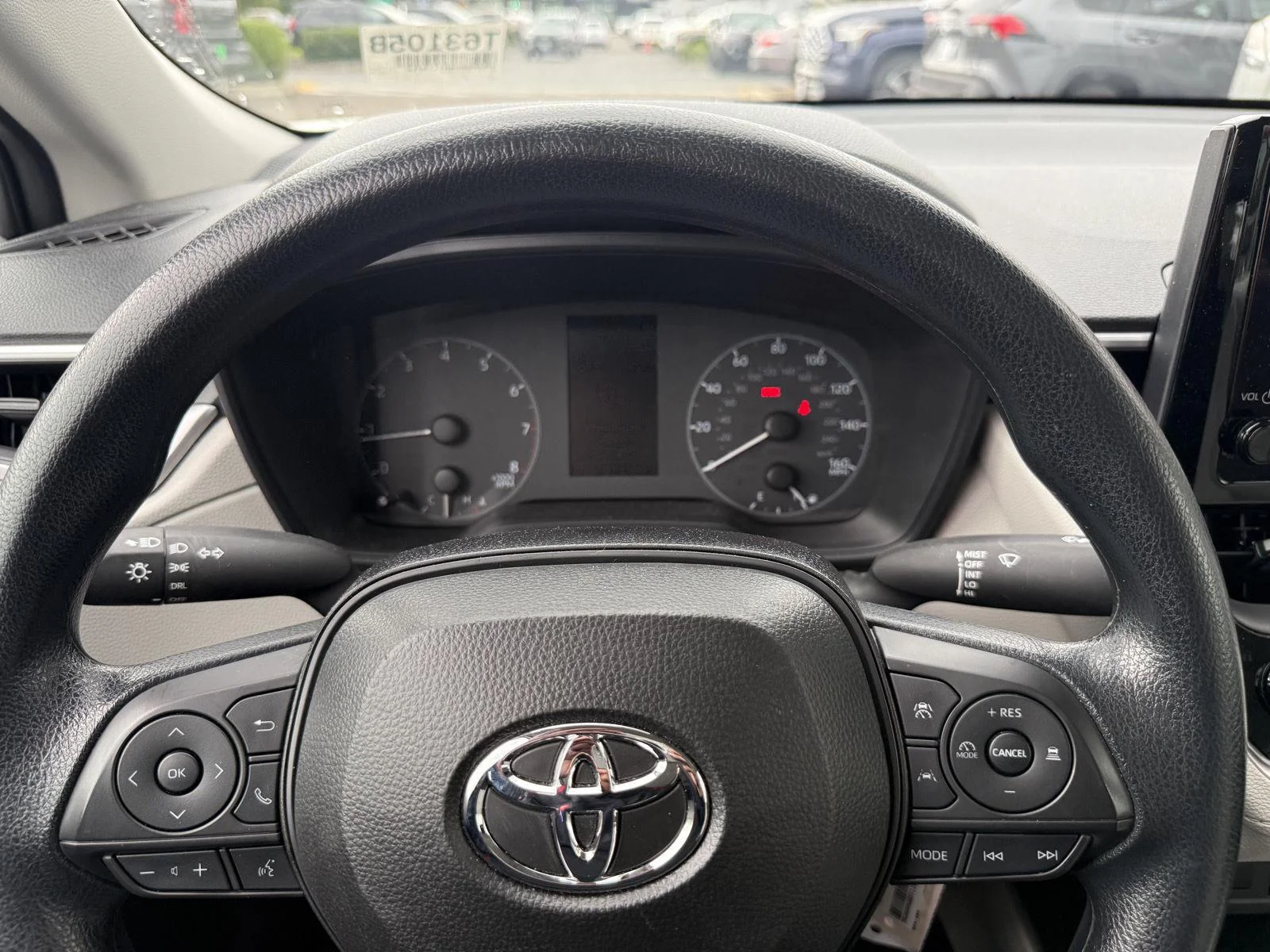 Used 2024 Wind Chill Pearl Toyota L image 19