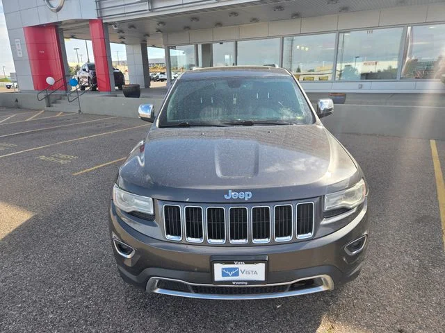 Used 2014 Crystal Metallic Jeep Limited image 3
