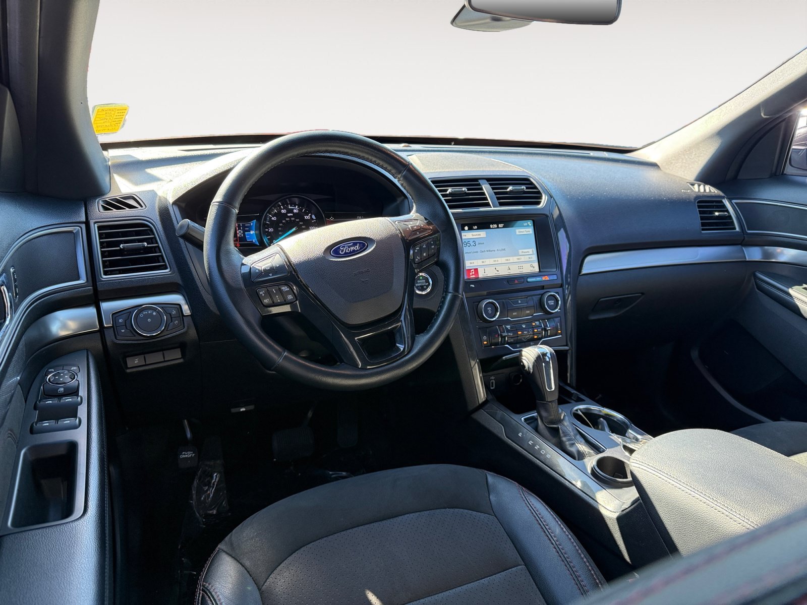 Used 2018 Magnetic Ford XLT image 15