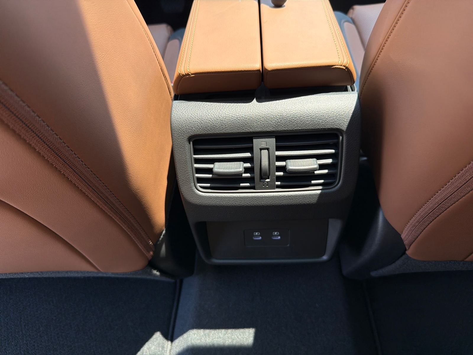 New 2026 Gray Nissan Platinum image 36