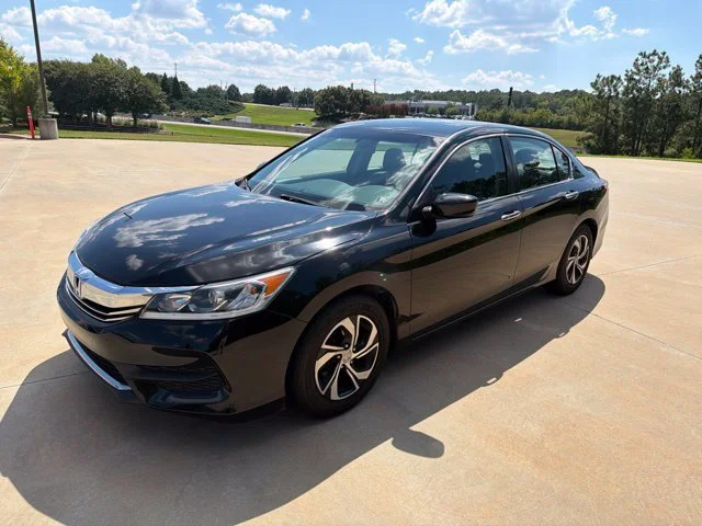 Used 2017 Crystal Black Pearl Honda LX image 3