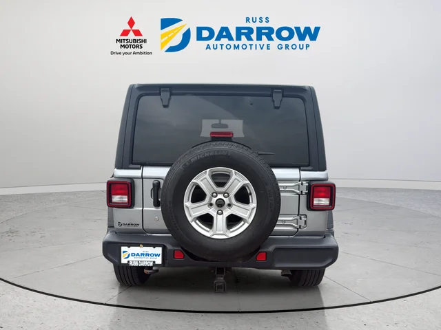 Used 2020 Silver Jeep Sport S image 4