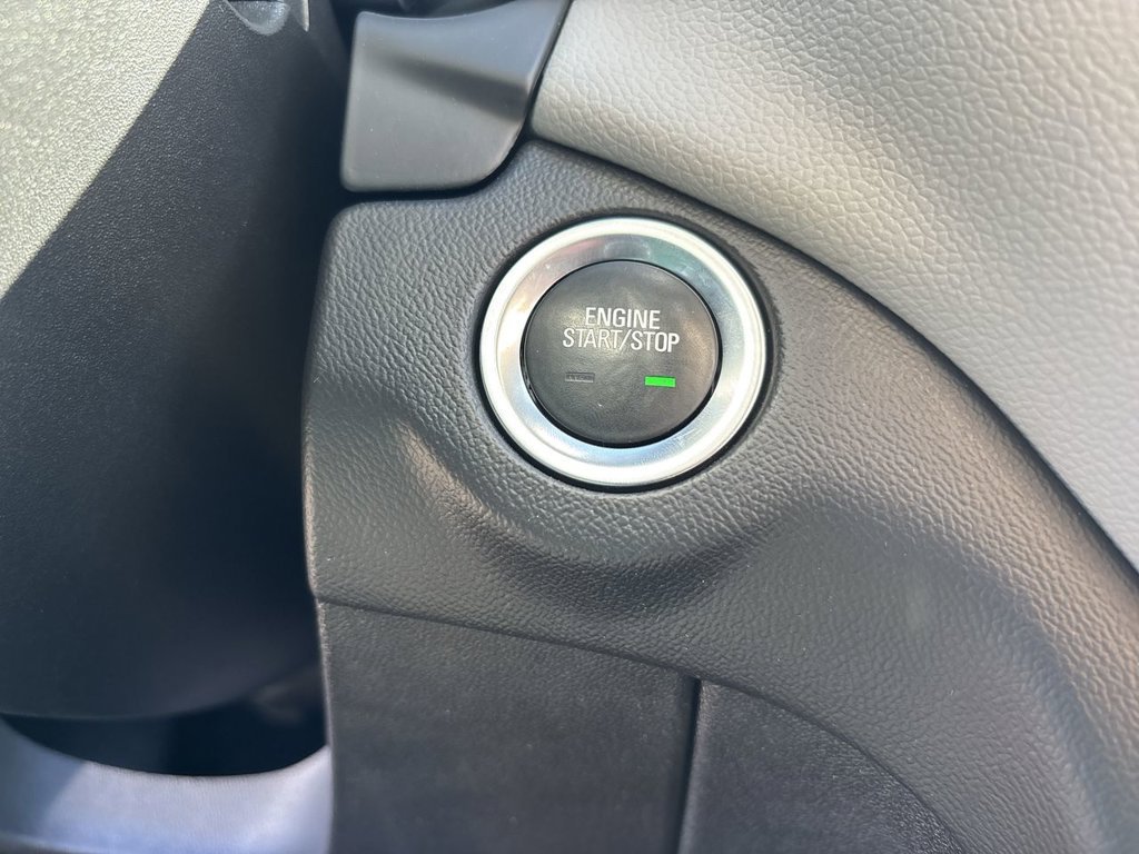 2022 Chevrolet Equinox LT - Photo 21