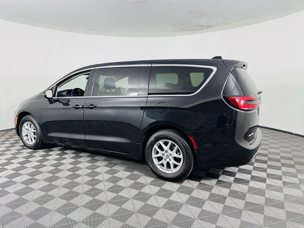 Used 2023 Black Chrysler Touring L image 24