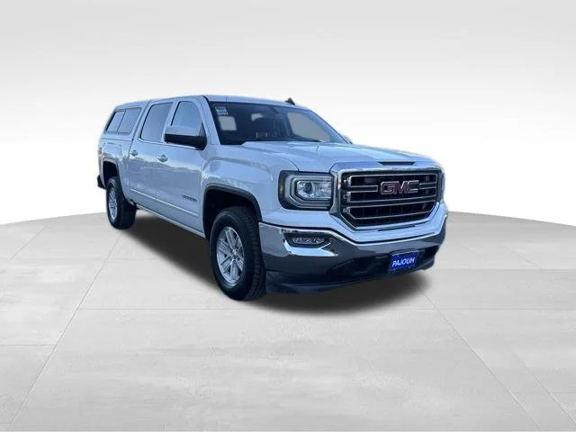 Used 2016 SUMMIT WHITE GMC SLE image 7