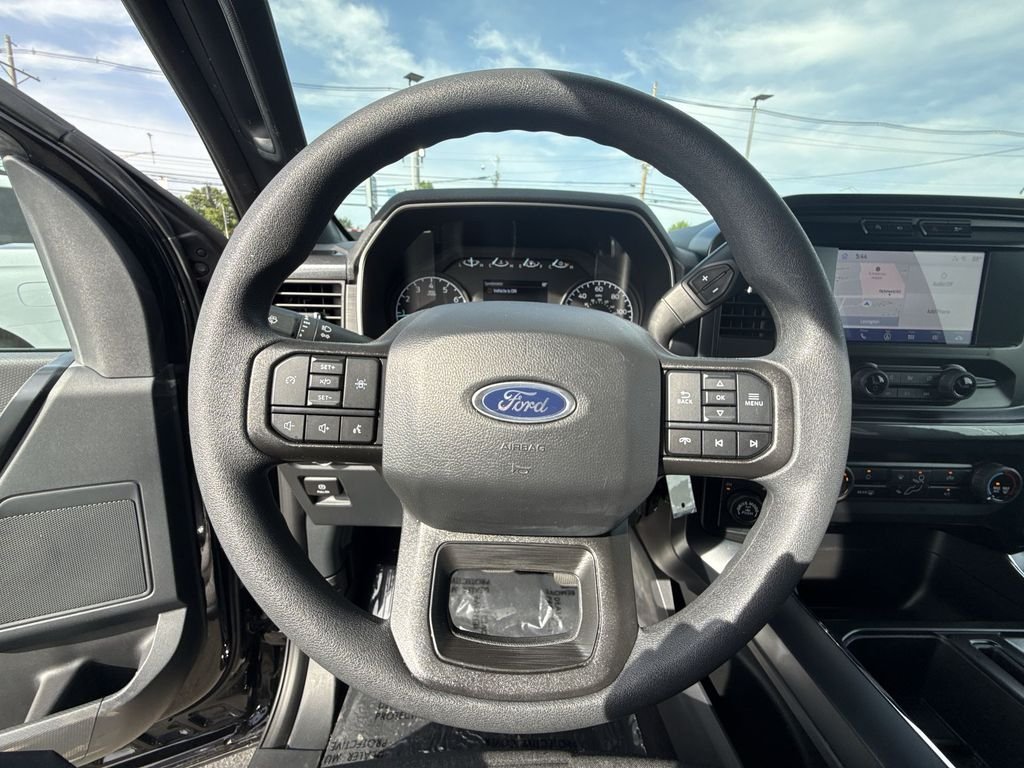 Used 2023 Black Ford XL image 14