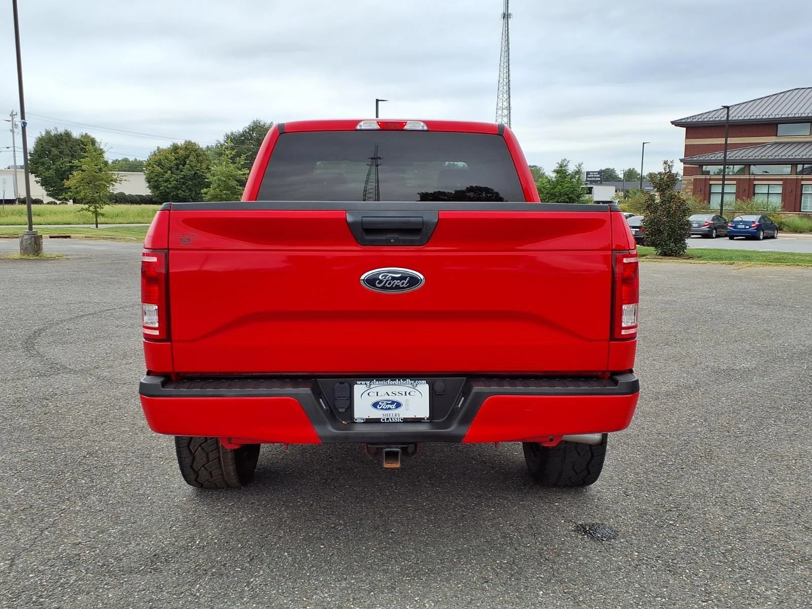 Used 2017 Race Red Ford XL image 11