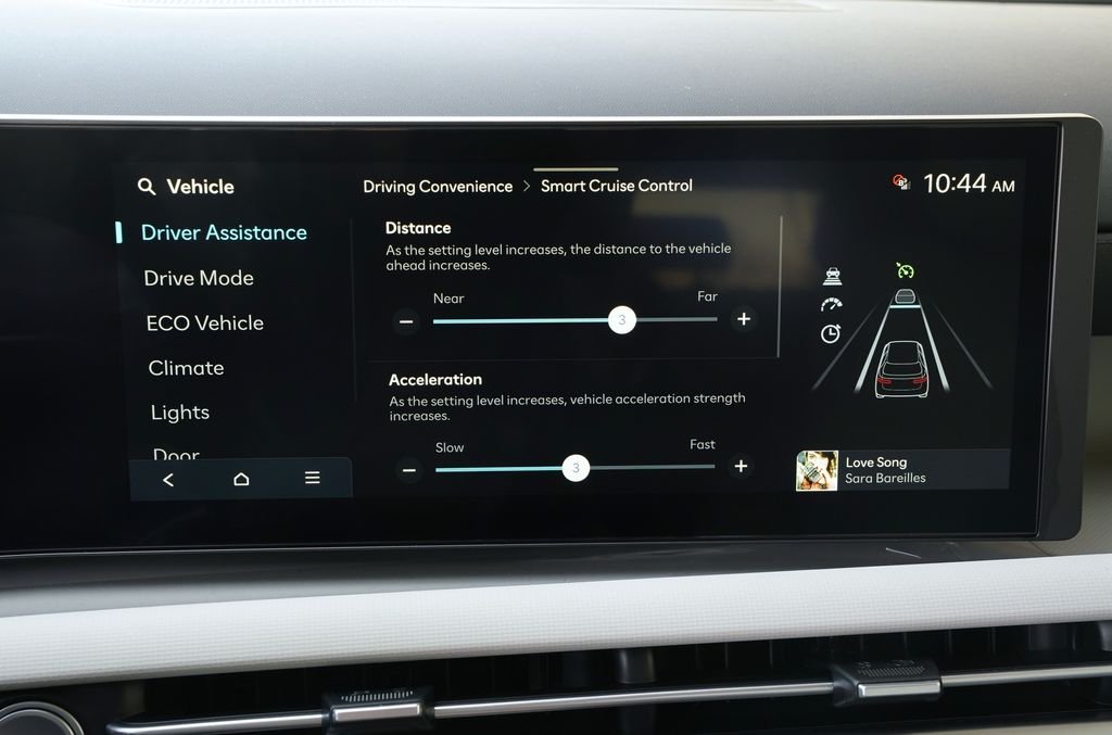 New 2026 Ecotronic Gray Hyundai SEL image 32